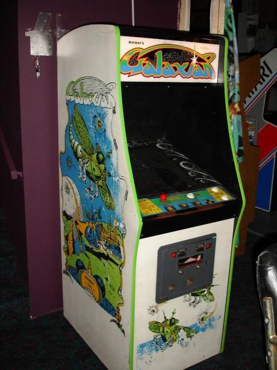 play arcade games defender