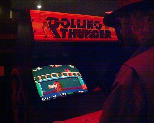 road runner arcade game 1977